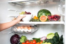 Hvordan finne riktig temperatur for kjøleskapet ditt