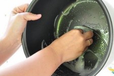 hvordan vaske multikookeren fra lukten