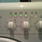 vaskemaskin uavhengig av indikatorene blinker hva du skal gjøre